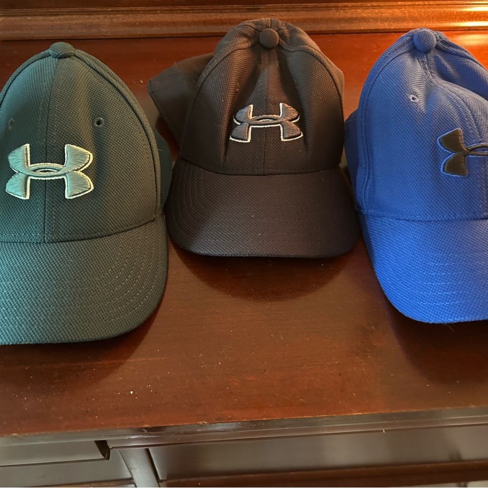 Under Armour Youth Caps